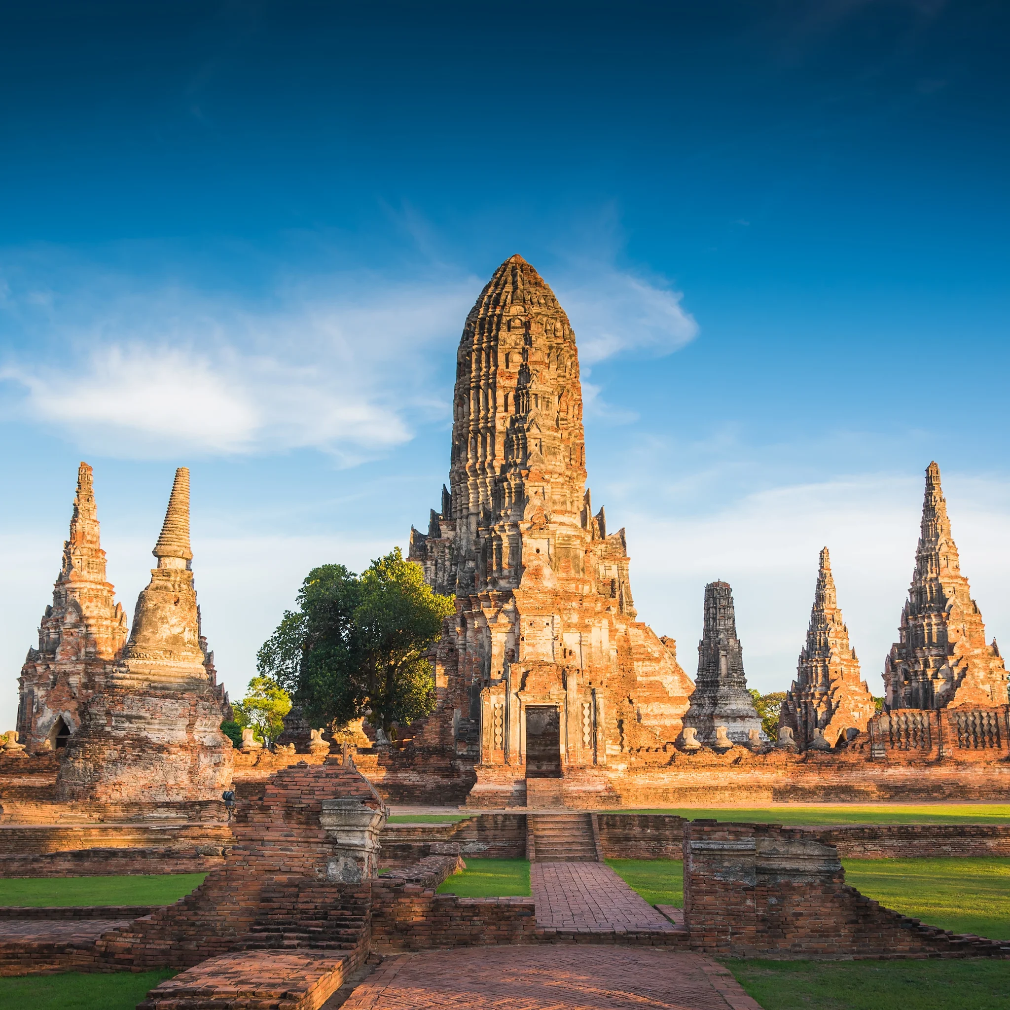 ทัวร์ชมเมืองเก่าอยุธยา มนต์เสน่ห์แห่งอดีตที่รอให้คุณมาสัมผัส