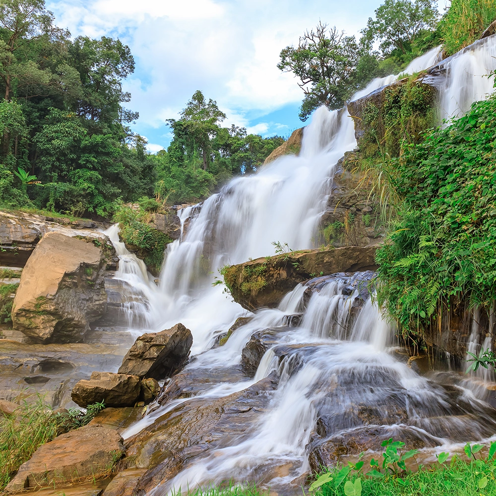 เปิดประตูสู่ธรรมชาติอันงดงาม ต้องเที่ยวชมอุทยานแห่งชาติไทยให้ได้สักครั้ง